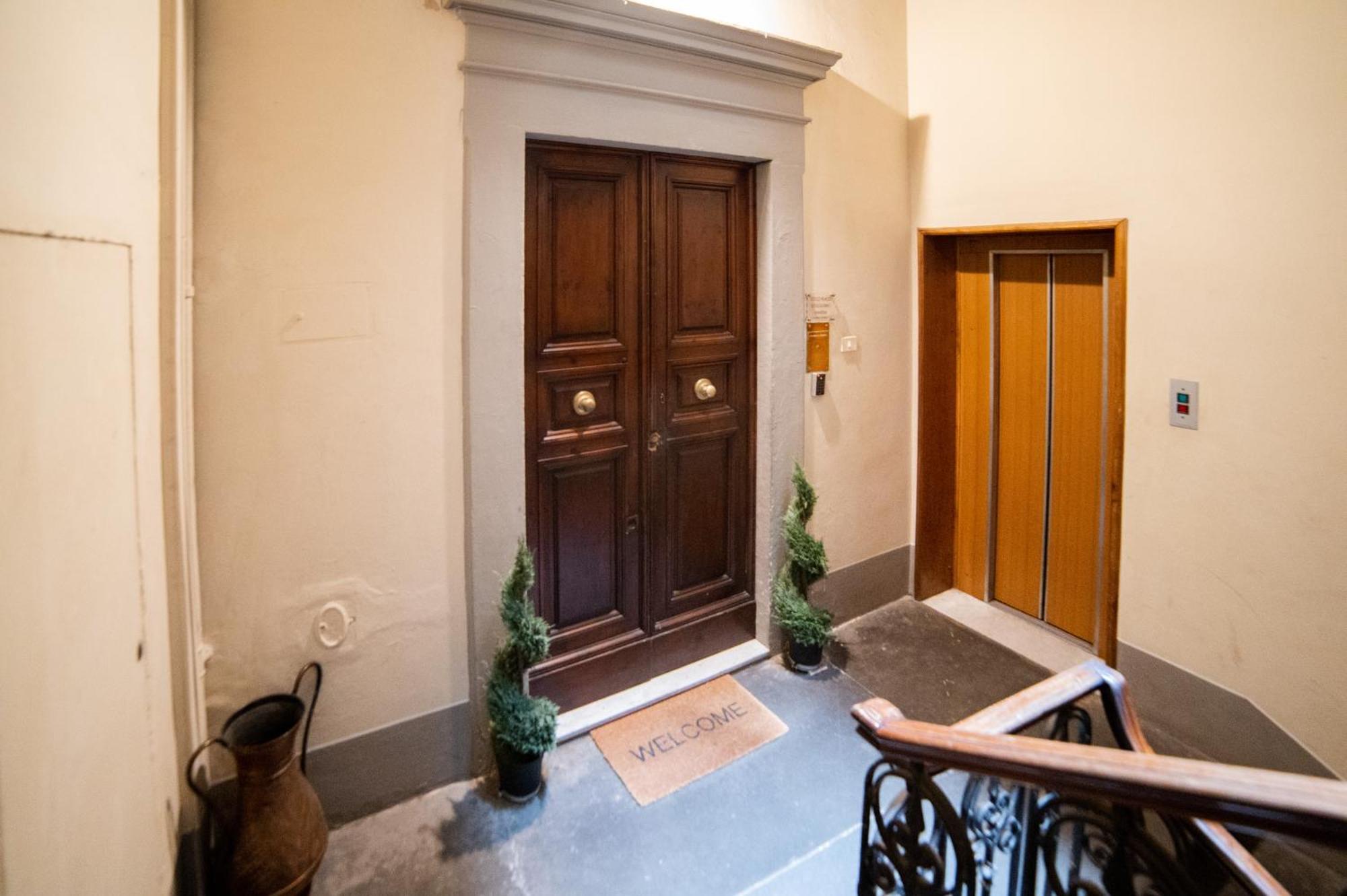 Coco Places Soggiorno Panerai, Centro Storico Florence Buitenkant foto